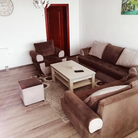 Nemanja Apartment *